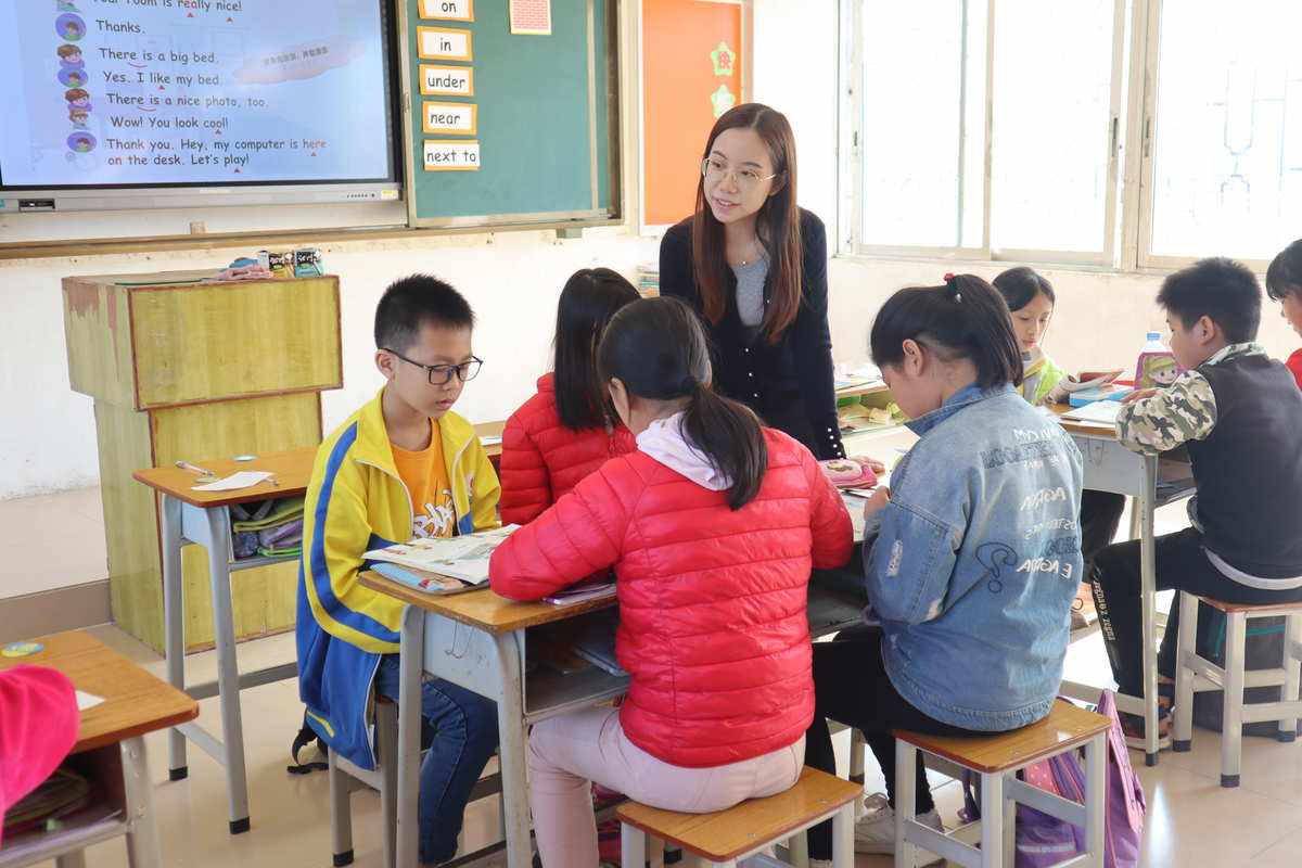 小学英语老师的要求有哪些(小学英语老师的要求)