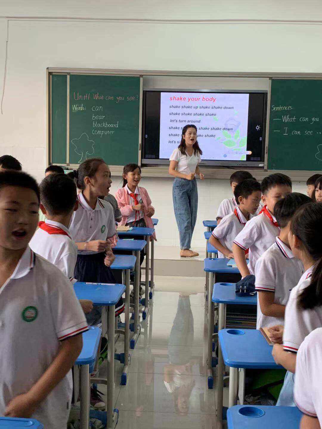 小学三年级英语上课视频(小学三年级英语课堂教学视频上册)